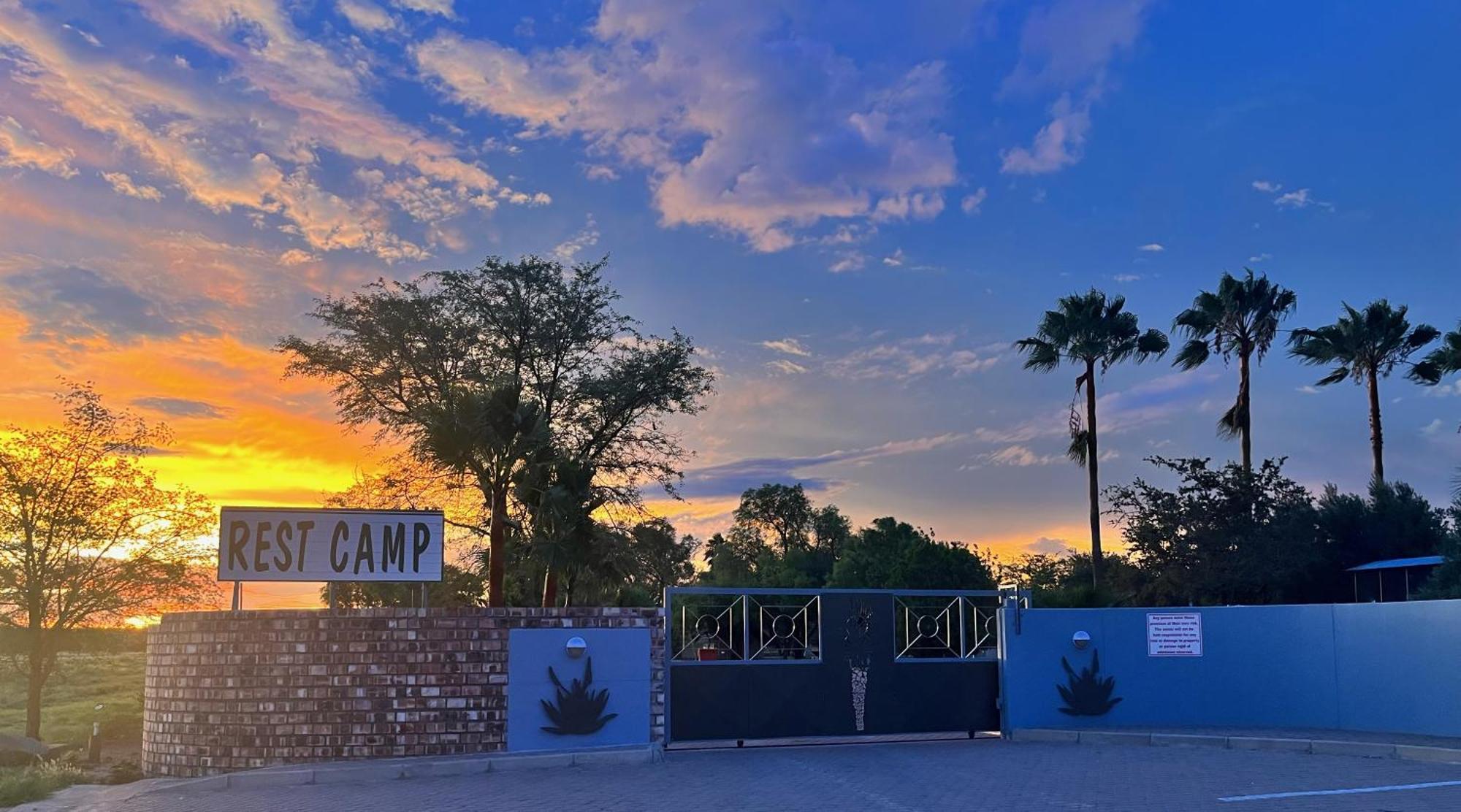 East Gate Rest Camp Διαμέρισμα Buitepos Εξωτερικό φωτογραφία