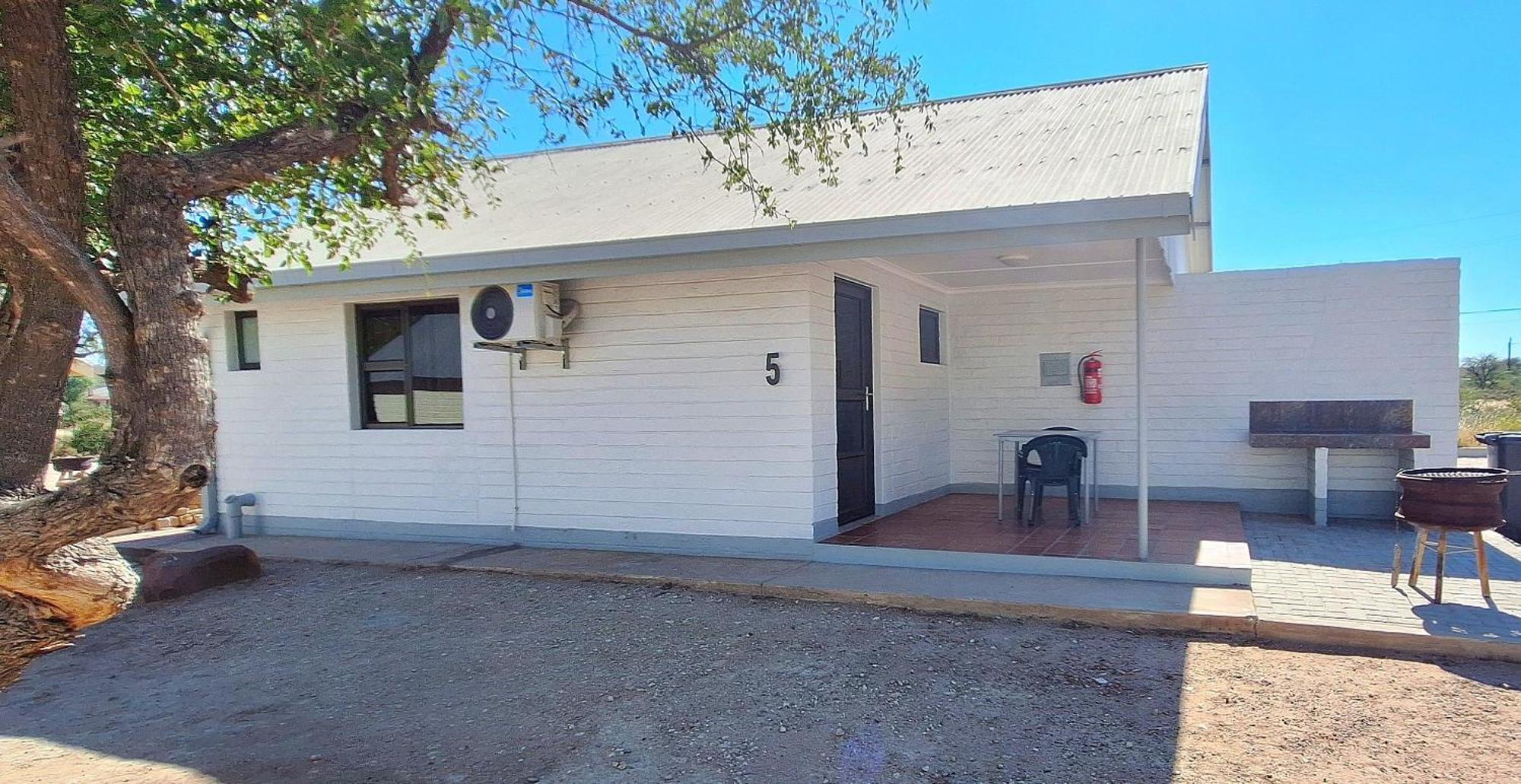 East Gate Rest Camp Διαμέρισμα Buitepos Εξωτερικό φωτογραφία