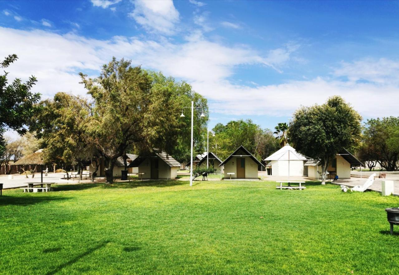 East Gate Rest Camp Διαμέρισμα Buitepos Εξωτερικό φωτογραφία