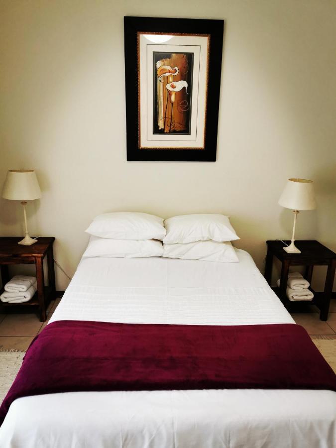 East Gate Rest Camp Διαμέρισμα Buitepos Εξωτερικό φωτογραφία