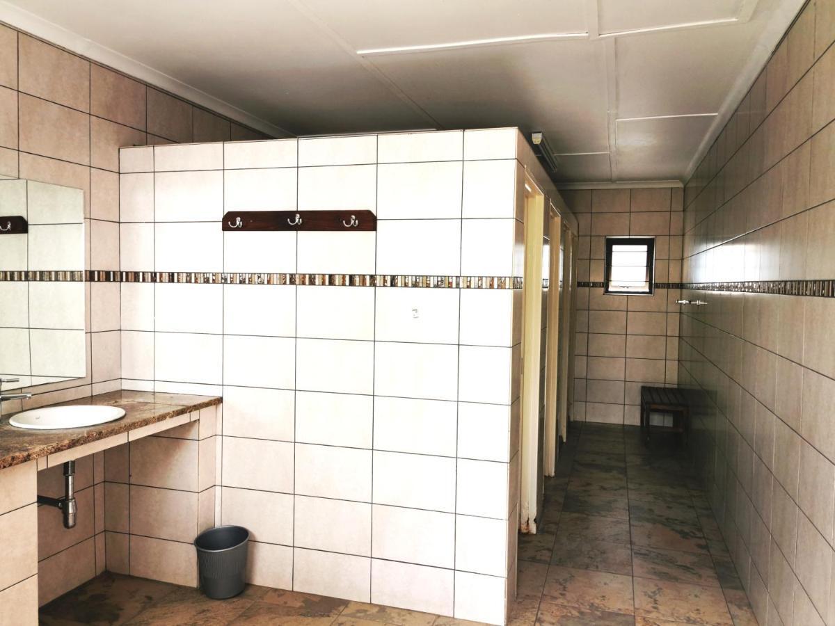East Gate Rest Camp Διαμέρισμα Buitepos Εξωτερικό φωτογραφία