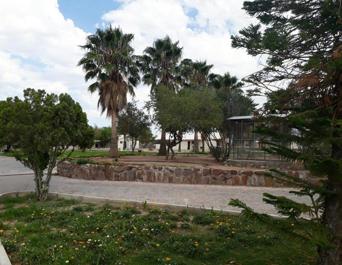 East Gate Rest Camp Διαμέρισμα Buitepos Εξωτερικό φωτογραφία